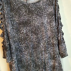 Jennifer Lopez blouse